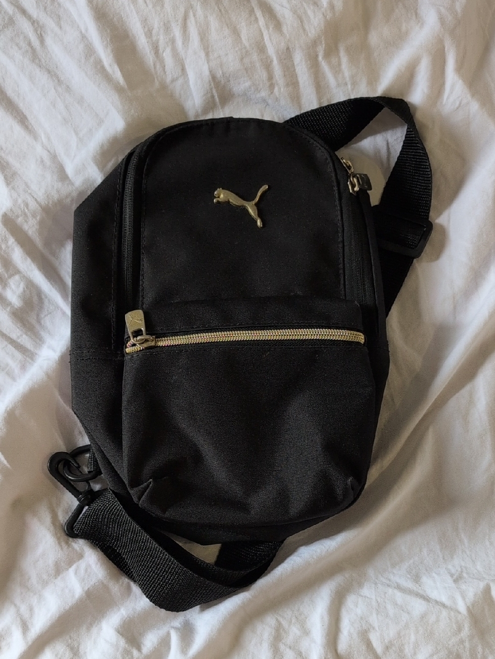 Pre loved 😍 mini puma sling bag
